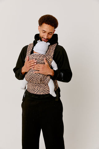 NOMAD AIR ANIMAL PRINT ZEBRANO BABY CARRIER