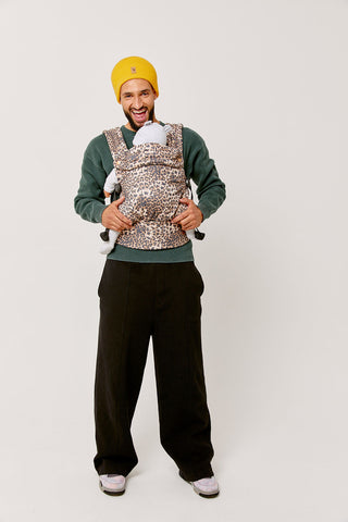 NOMAD AIR LEOPARD ANIMAL PRINT BABY CARRIER