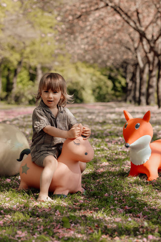 Springende dyr - enhjørning