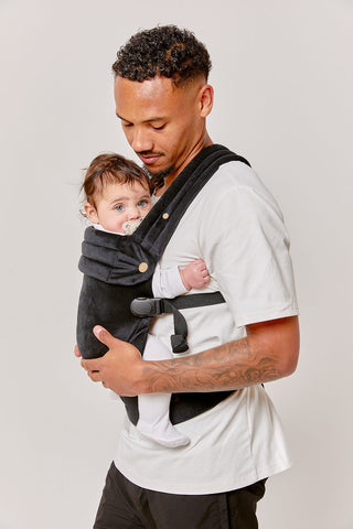 NOMAD AIR VELVET BABY CARRIER - PANTHER BLACK