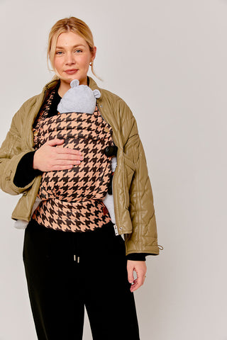 NOMAD AIR HOUNDSTOOTH BABY CARRIER - HARLOW TOFFEE