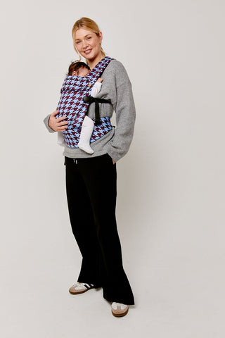 NOMAD AIR HOUNDSTOOTH BABY CARRIER - HARLOW LAVENDER BLUE